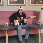 Lezioni di chitarra private. Suona quello che ti piace, subito!